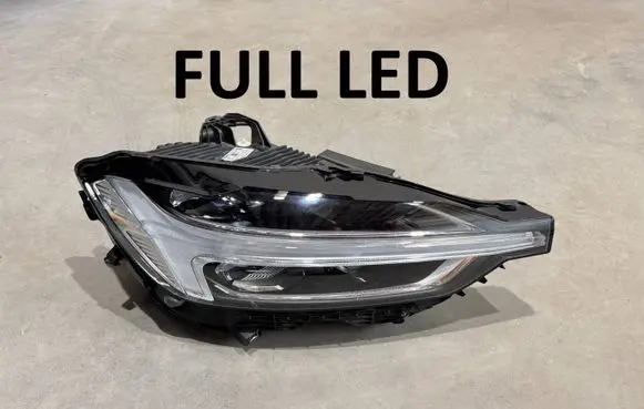 Volvo XC60 Headlight/headlamp 32133549