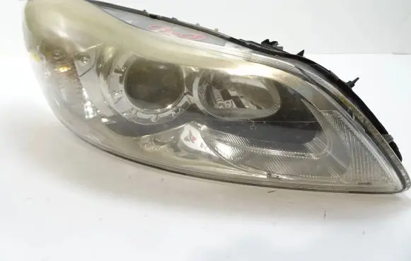 Volvo C30 Headlight/headlamp 31299821 0301255602 LE08C6184