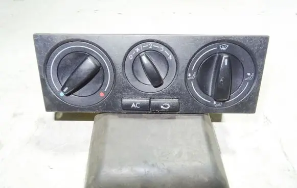 Volkswagen Golf IV Climate control unit 1J0820045F