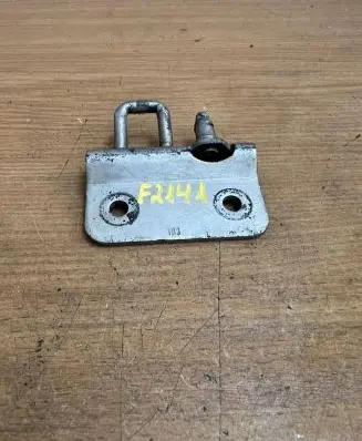 Mercedes-Benz Sprinter W906 Rear door lock loop/hook striker A9067400032 F2141