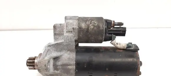 Volkswagen PASSAT CC Starter motor 02E911024A