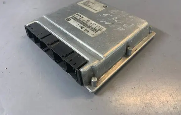 BMW 5 E39 Engine control unit/module 7785540 13617785540 13618506675