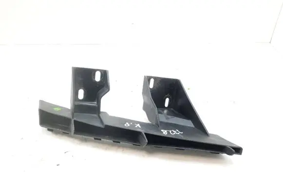 Audi Q7 4L Front bumper mounting bracket 4L0807333A