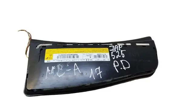 Mercedes-Benz A W176 Seat airbag 2468603602 05890589 617773202