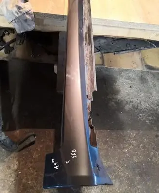 Audi A4 S4 B7 8E 8H Sill