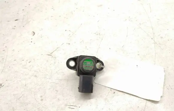 Mercedes-Benz C W204 Air pressure sensor 0051535028 A0051535028