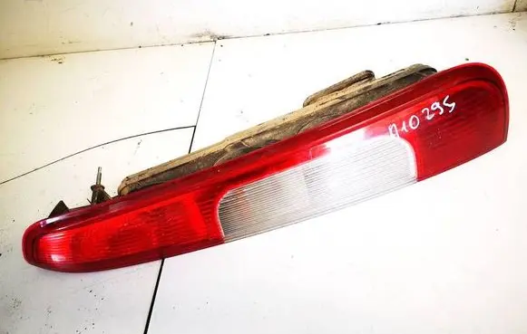 Ford Focus C-MAX Rear/tail lights 3m5113n411aa 3m51-13n411-aa
