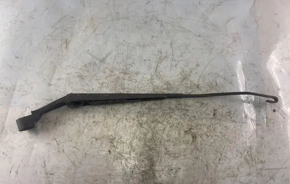 Hyundai Getz Front wiper blade arm