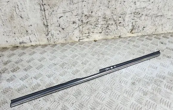 Mini One - Cooper Cabrio R52 Rear side glass trim 7072932