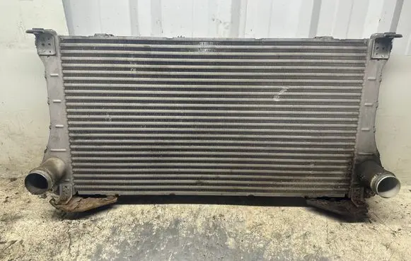 Toyota Auris 150 Intercooler radiator