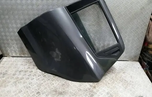 Suzuki Swift III Rear door 