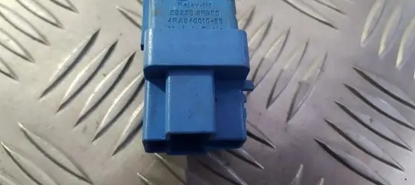 Nissan Primera Other relay 252309f900 4ra940010-65