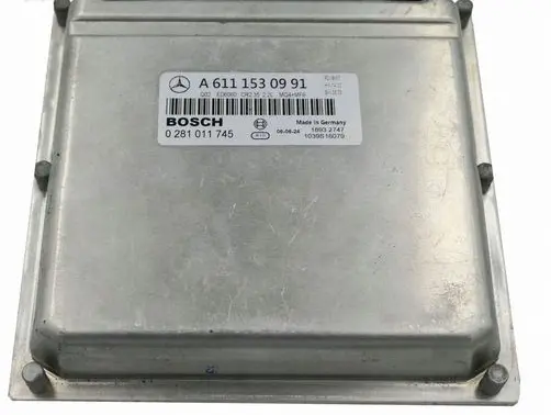 Mercedes-Benz Sprinter W901 W902 W903 W904 Engine control unit/module A6111530991