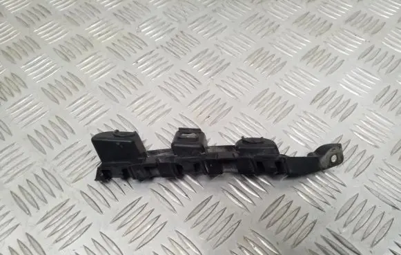 Volkswagen PASSAT B7 Front bumper mounting bracket 3AA807183