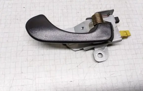 Mitsubishi Space Star Front door interior handle