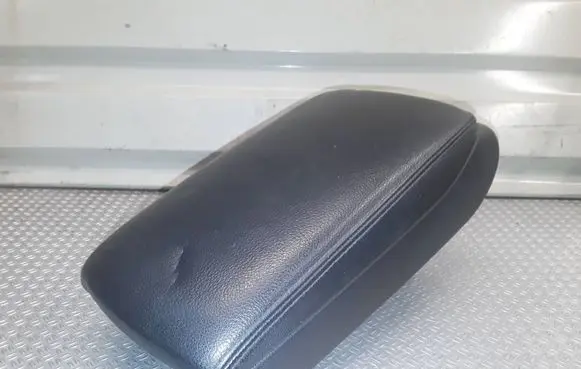 Audi A6 S6 C6 4F Armrest 