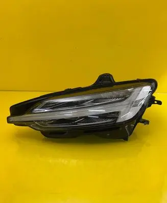 Volvo S60 Headlight/headlamp 32273021