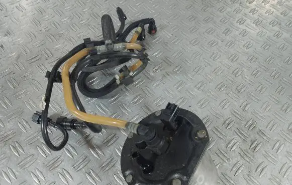 Renault Kangoo II Fuel filter housing 