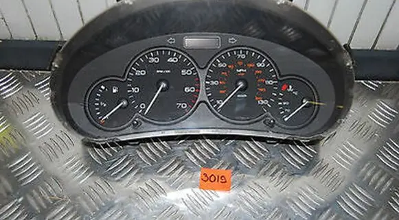Peugeot Partner Speedometer (instrument cluster) 9662745780
