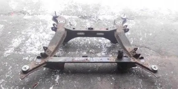 Peugeot 607 Rear subframe 