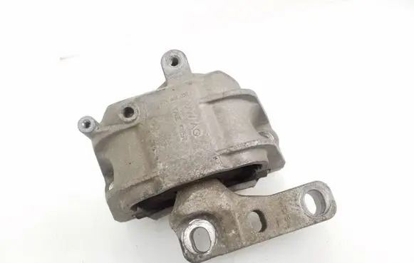 Audi A3 S3 8P Engine mount bracket 1K0199262AS