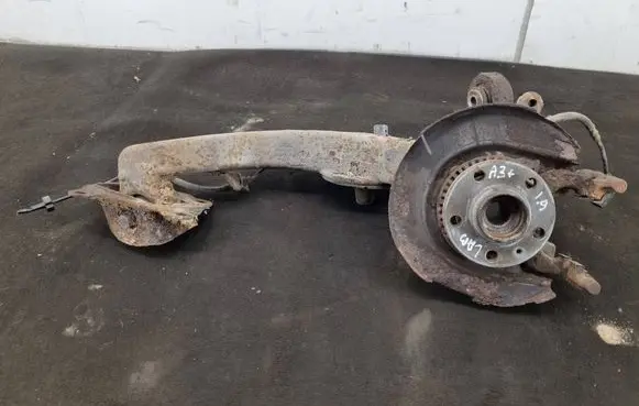 Audi A3 S3 8L Front wheel hub 1J0505224M 1J0407613G 6Q0615426A