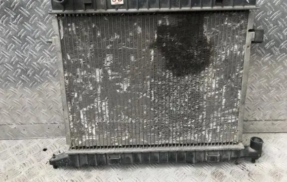 Opel Omega A Coolant radiator sb3090317