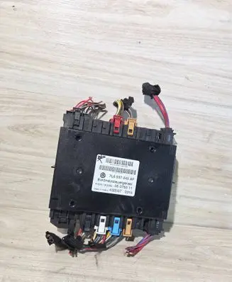 Volkswagen Touareg I Comfort/convenience module 7L6937049AF H004S2000 05075611