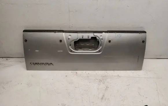 Nissan Navara D40 Pickup box rear panel tailgate 