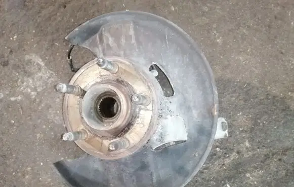 Opel Insignia A Front wheel hub