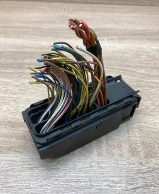 BMW 3 E90 E91 Plug wire 7796786 09449211
