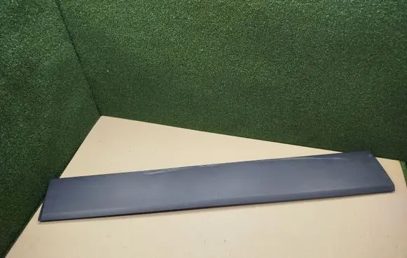 Renault Trafic III (X82) Sliding door trim (molding) 768546496R 828208208R 768541228R