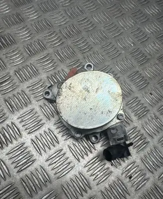 Nissan X-Trail T32 Vacuum pump 146503760R
