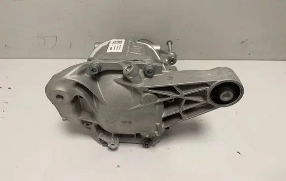 BMW X6 G06 Rear differential 8849913