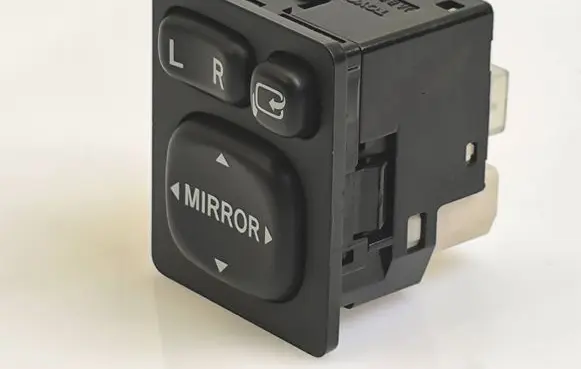 Toyota Auris 150 Wing mirror switch 769747E 183575