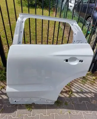 Renault Rafale Rear door