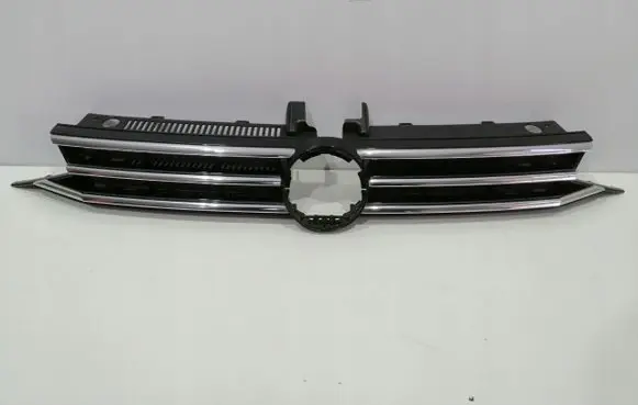 Volkswagen Touran III Front bumper upper radiator grill