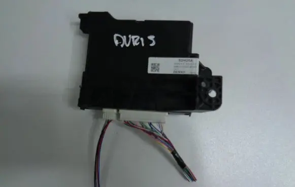 Coolant fan relay