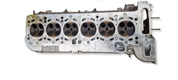 BMW 3 E46 Engine head 1436812