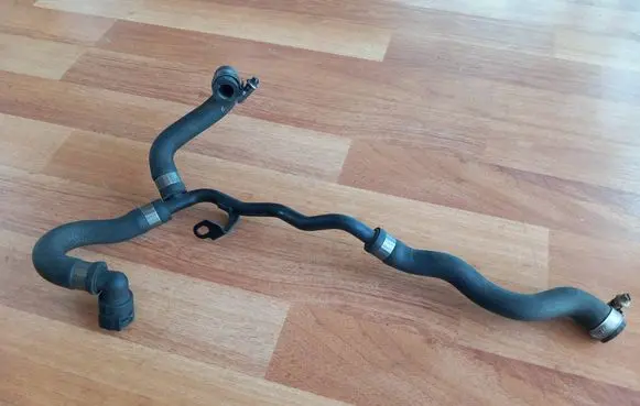 BMW 7 E65 E66 Engine coolant pipe/hose 11537786831 7786831