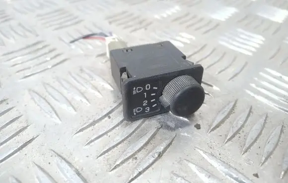 Nissan Almera Tino Headlight level height control switch