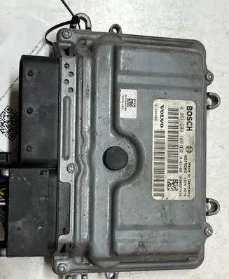 Volvo V40 Engine control unit/module 31286086 0261209108