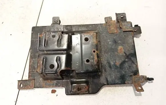 Battery bracket