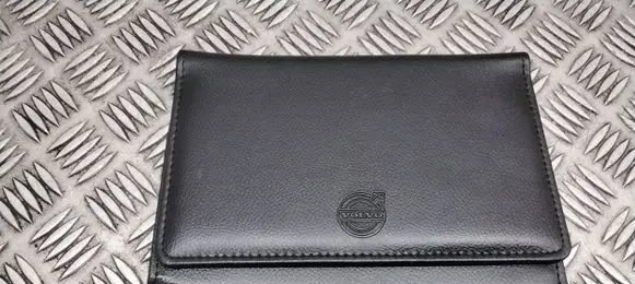 Volvo V70 User manual 
