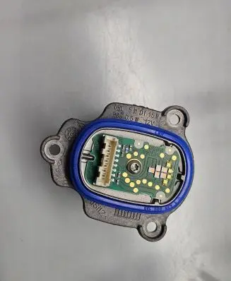 Skoda Octavia Mk4 LED ballast control module 140000690 MDE149441