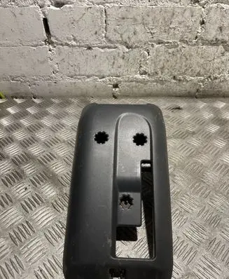 Steering wheel column trim