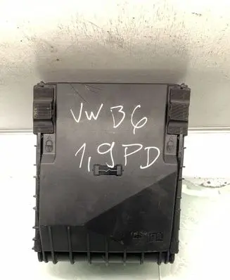 Volkswagen PASSAT B6 Fuse box set