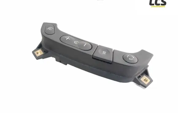 Steering wheel buttons/switches