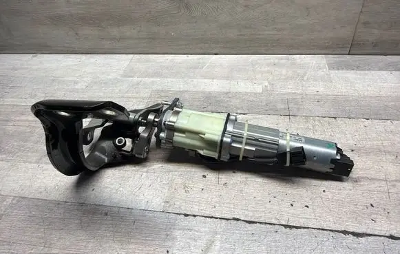 Audi A6 S6 C7 4G Soft lock spindle drive 4G9827851