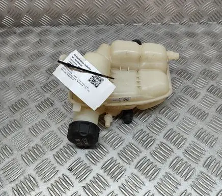 BMW 2 F44 Coolant expansion tank/reservoir 8687503